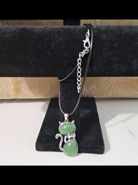 Green Aventurine Jade Stone Silvertone Cat Pendant Necklace on Black Cord